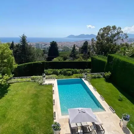 Villa De 6 Chambres Avec Piscine Privee Jardin Clos Et Wifi A A 2 Km De La